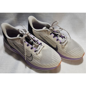 nike womens Air Winflo 9 Running size 9.5 New